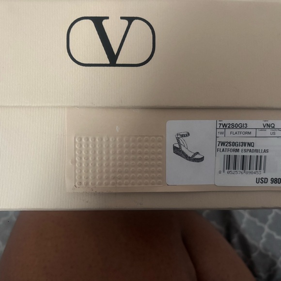 Valentino Garavani Beige Box - Picture 4 of 4